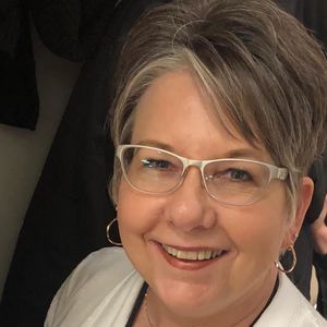 Meet your Posher, Debby